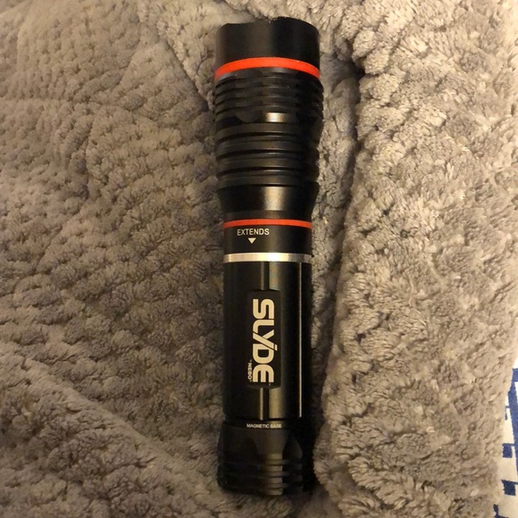 EdisonBright Nebo Slyde 250 Lumen LED Flashlight/Worklight 6156  NWT - Picture 3 of 13